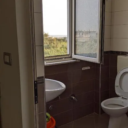Kune Vain Appartement *